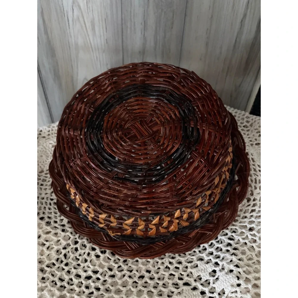 Vintage Round Wicker Basket Tri-Tone Woven Decorative Bowl 10 Inch